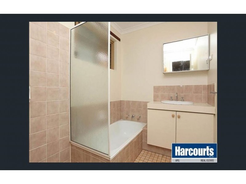 13 Lockwood Crescent, Withers WA 6230