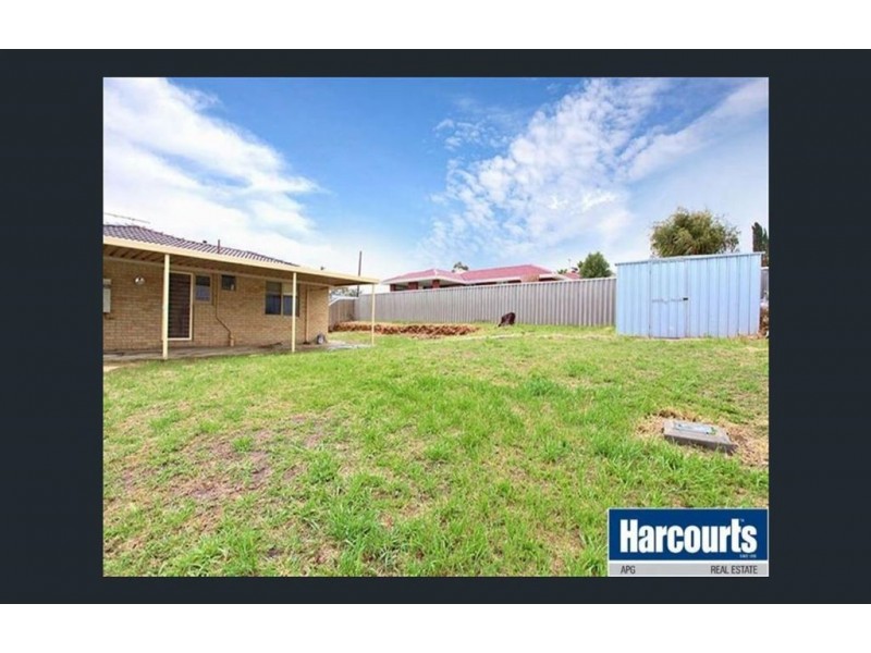 13 Lockwood Crescent, Withers WA 6230
