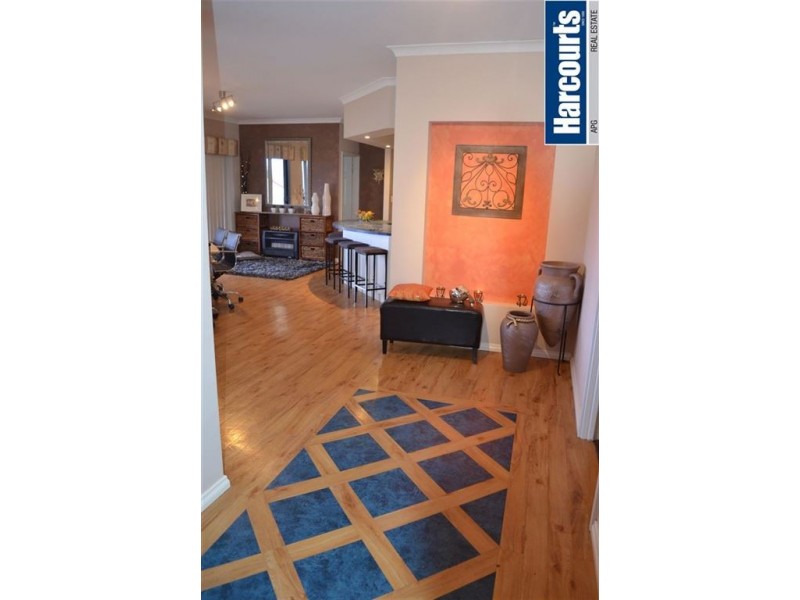 34 Lisa Road, Australind WA 6233