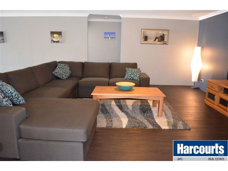 15 Clarence Crescent, Millbridge WA 6232