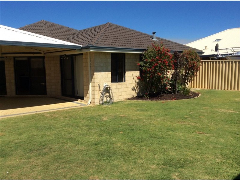 6 Coojong Road, Dalyellup WA 6230