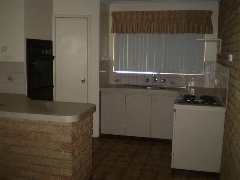 18b Stallard Court, Australind WA 6233