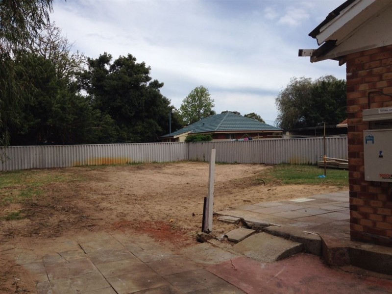 53 Knight Street, Withers WA 6230