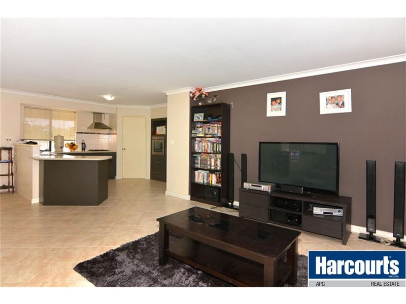 8 Burwood Road, Australind WA 6233