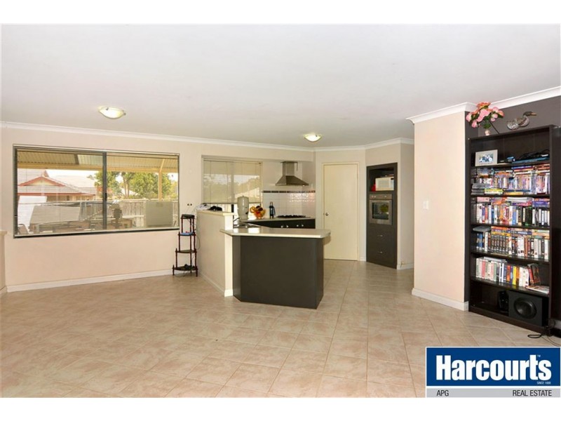 8 Burwood Road, Australind WA 6233