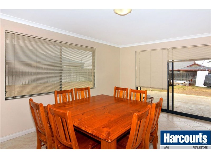 8 Burwood Road, Australind WA 6233