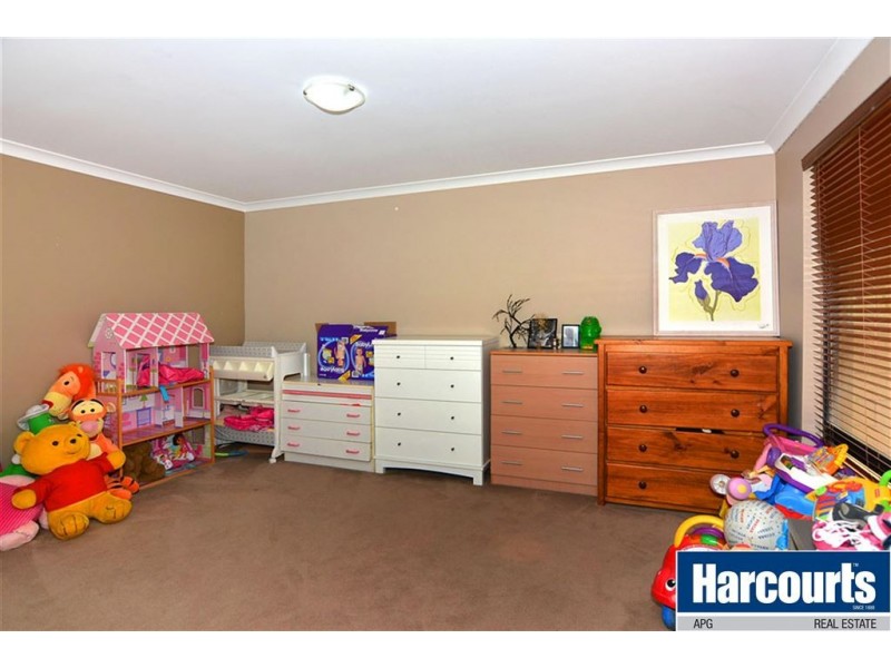 8 Burwood Road, Australind WA 6233