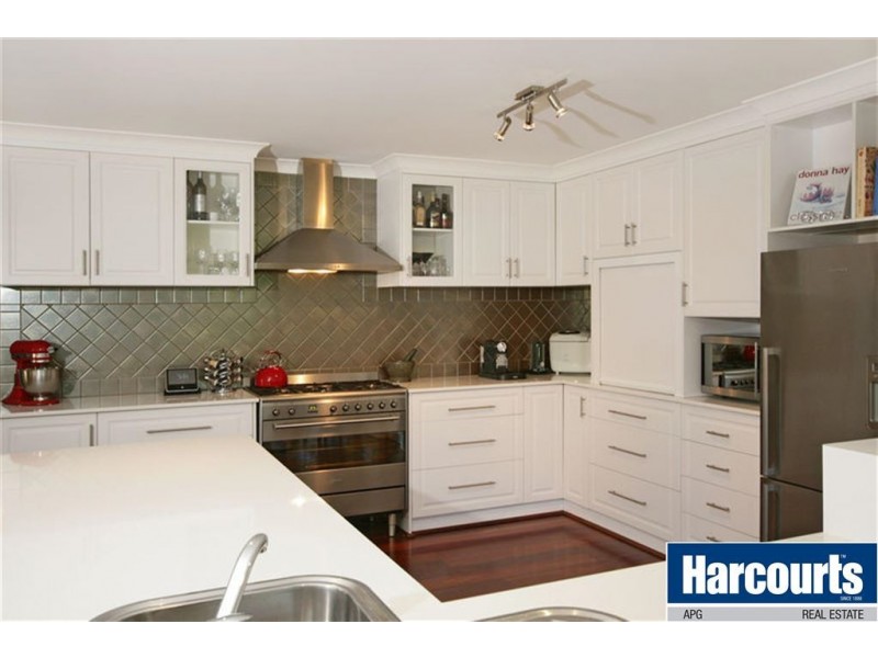 23 Edwinstone Close, Dalyellup WA 6230