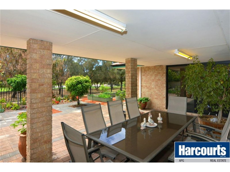 14 Birkdale Place, Pelican Point WA 6230