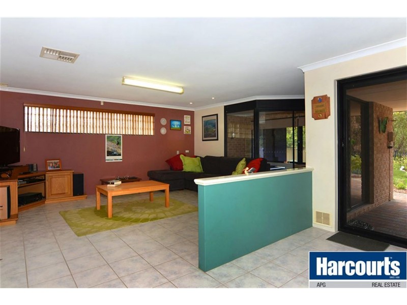 14 Birkdale Place, Pelican Point WA 6230