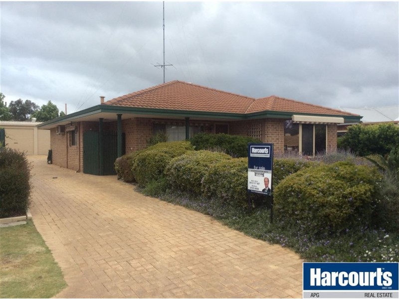 20 Oriel Court, College Grove WA 6230