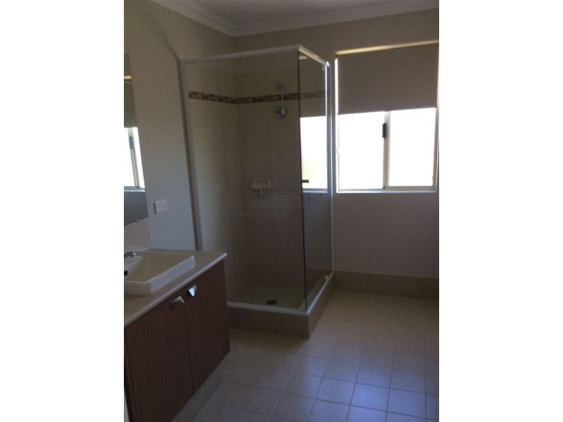 2 Nepeon Turn, Millbridge WA 6232