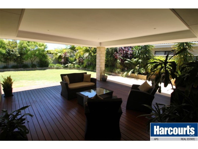 14 Tanzanite Road, Australind WA 6233