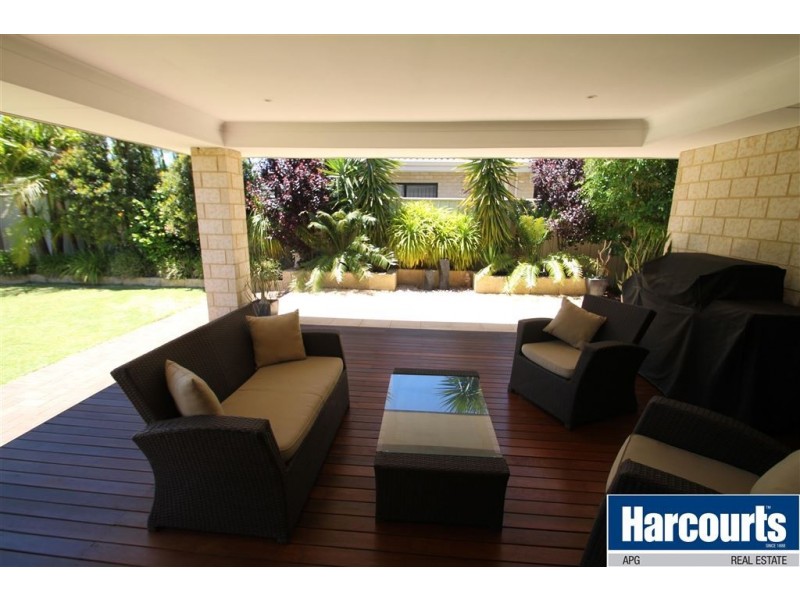 14 Tanzanite Road, Australind WA 6233