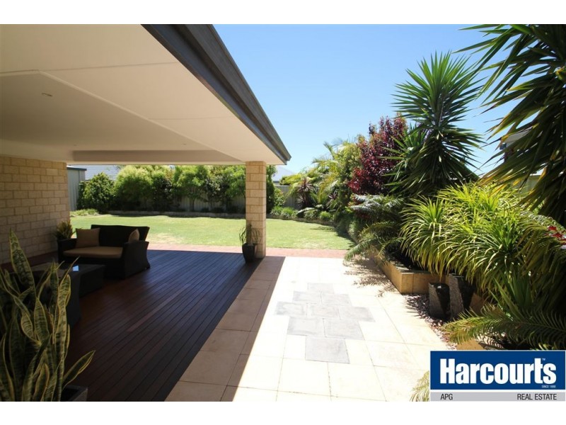 14 Tanzanite Road, Australind WA 6233