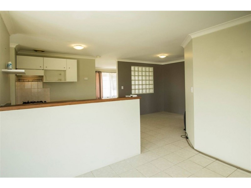 A/4 Usher Place, Australind WA 6233