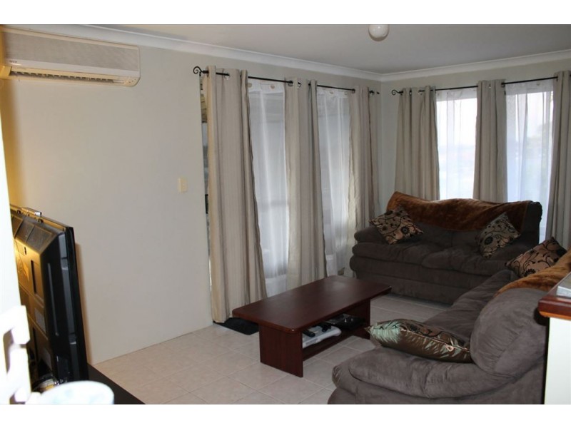 A/4 Usher Place, Australind WA 6233