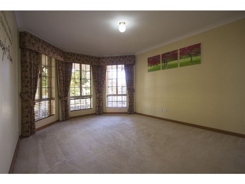 47 Macquarie Drive, Australind WA 6233