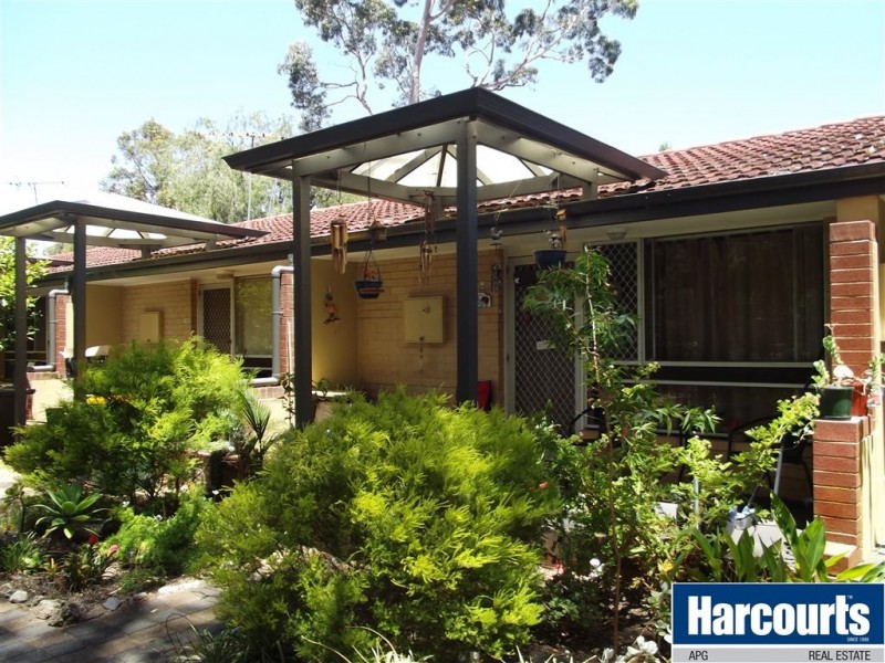 16D Stallard Place, Withers WA 6230