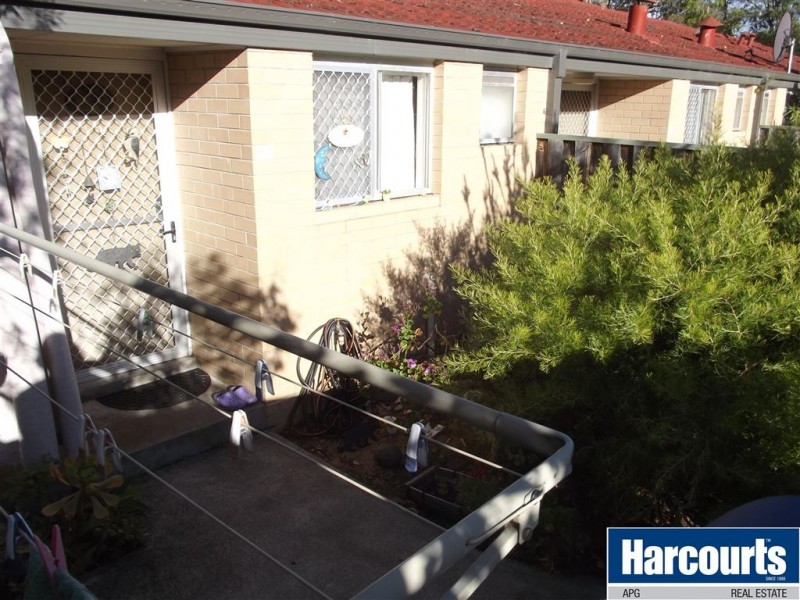 16D Stallard Place, Withers WA 6230