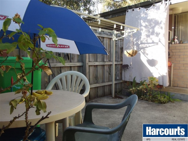 16D Stallard Place, Withers WA 6230