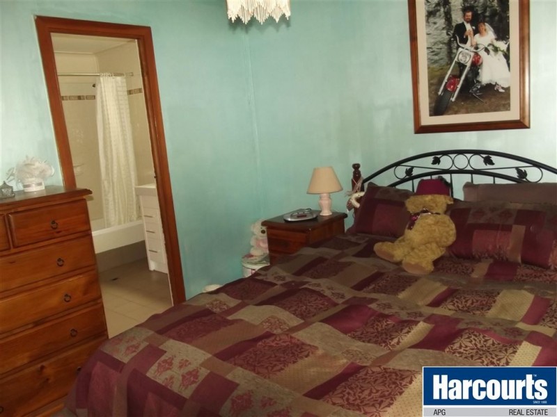 157 Railway Parade, Allanson WA 6225