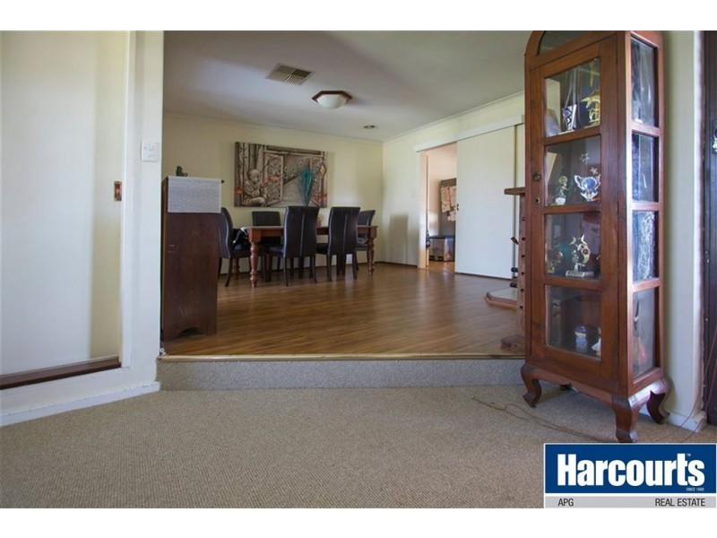 1 Absolon Cr, Australind WA 6233