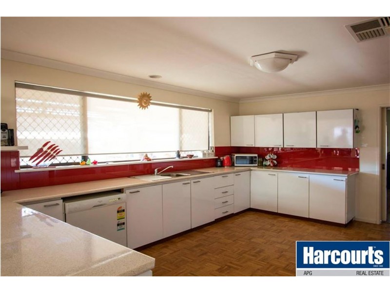 1 Absolon Cr, Australind WA 6233