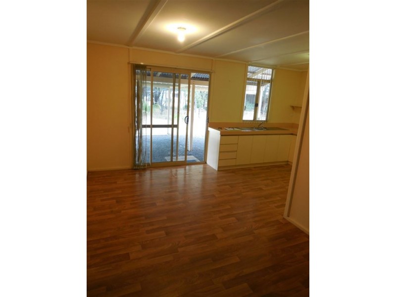 30 Leeward Road, Australind WA 6233