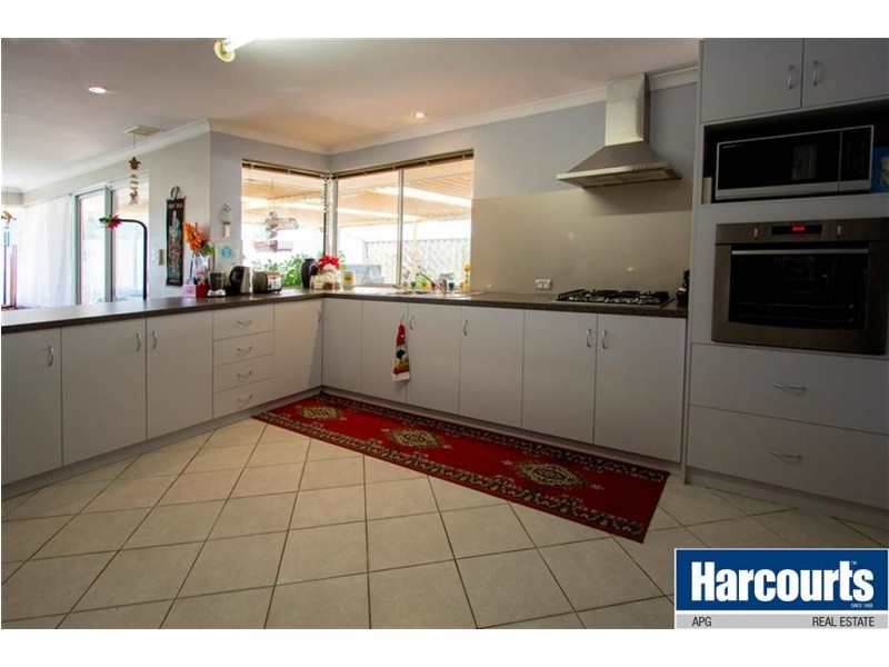 5 Cook Place, Australind WA 6233