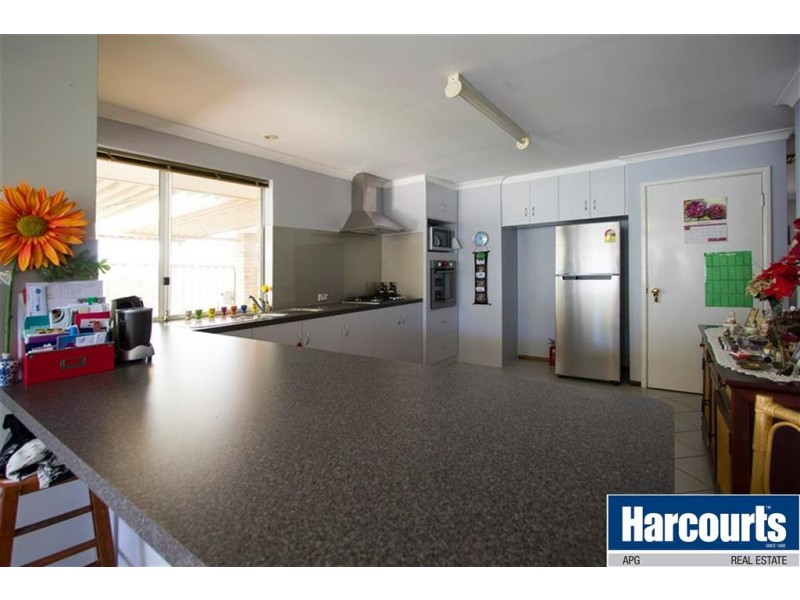 5 Cook Place, Australind WA 6233