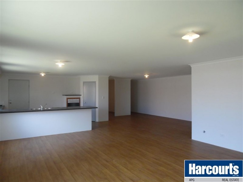 38 Moondar Parade, Dalyellup WA 6230