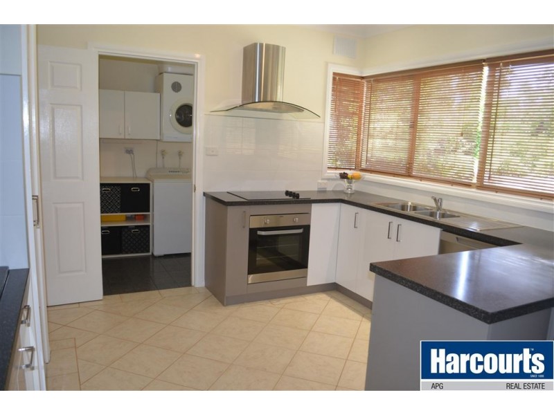 49 Parkfield Way, Australind WA 6233