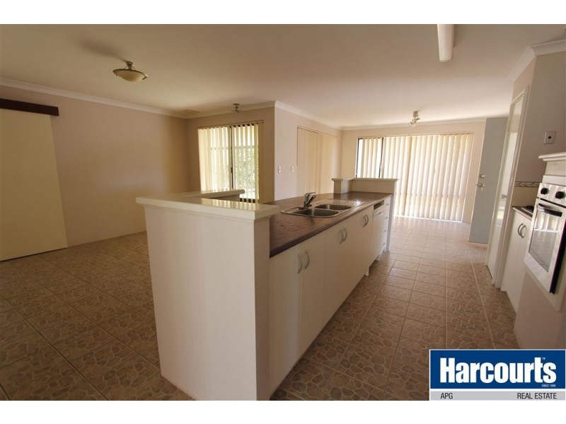 13 Serpentine Way, Usher WA 6230