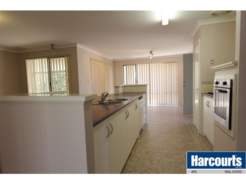 13 Serpentine Way, Usher WA 6230