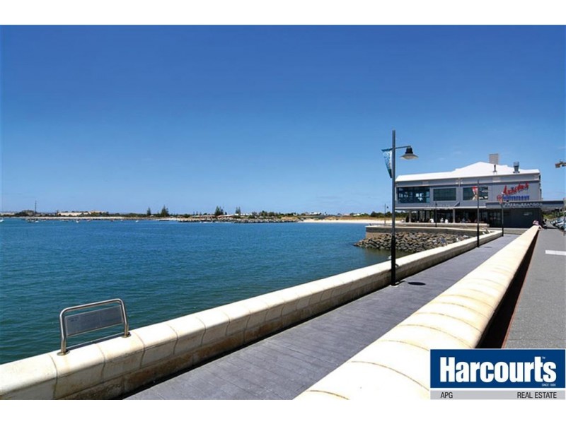 22/18 Bonnefoi Blvd, Bunbury WA 6230
