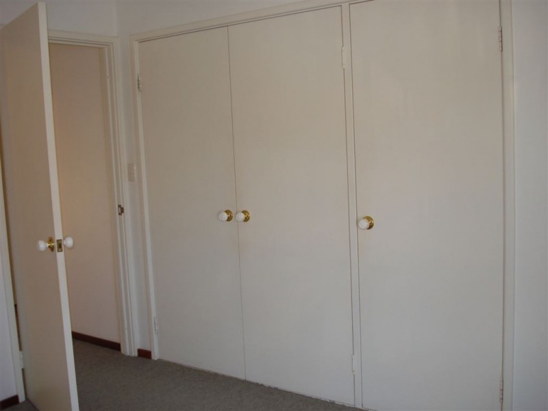 16/13 Paris Road, Australind WA 6233