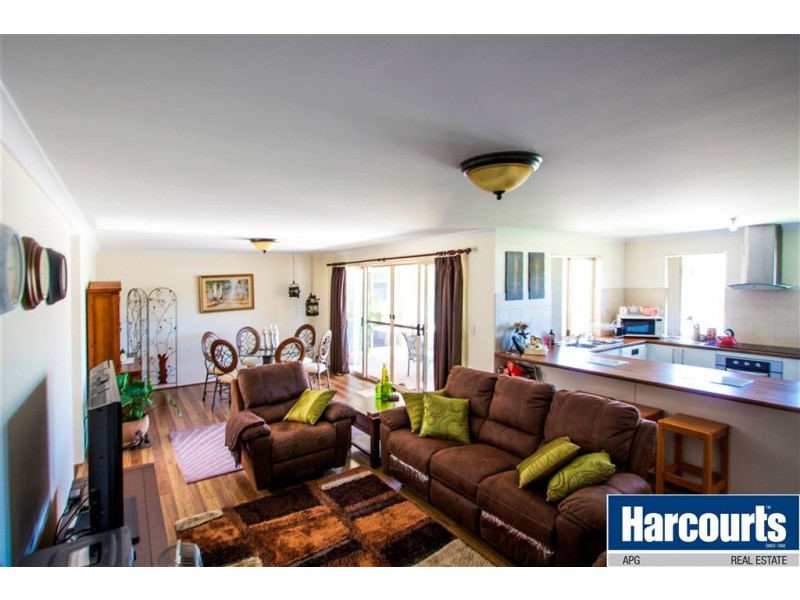 6 Acona Place, Binningup WA 6233