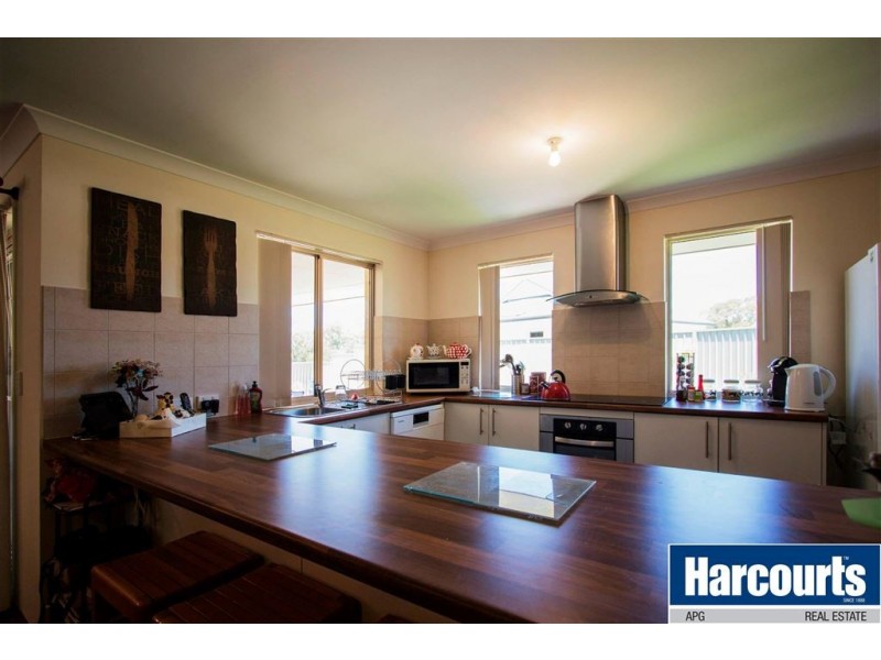 6 Acona Place, Binningup WA 6233