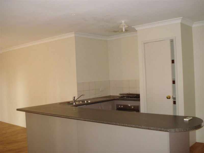 2/17 Flinders Street, Eaton WA 6232