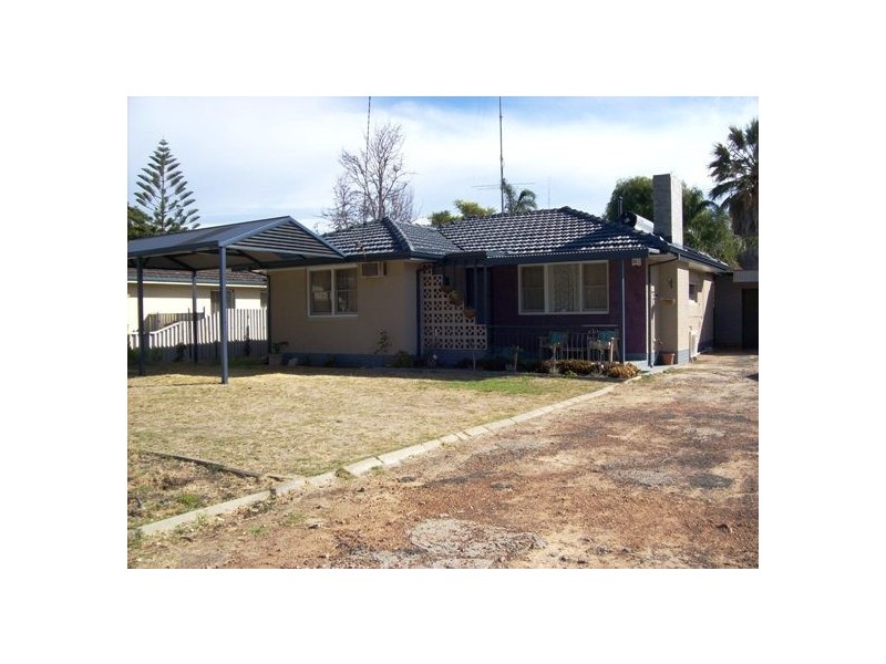 44 Parade Rd, Bunbury WA 6230