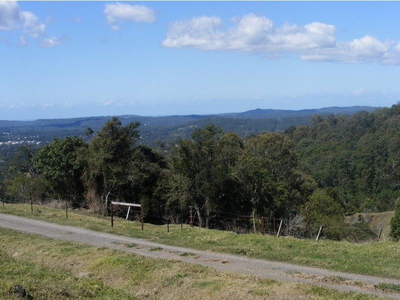 Hunchy QLD 4555