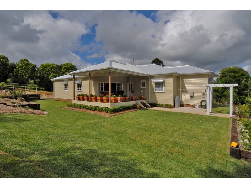 51 Murer Drive, Maleny QLD 4552