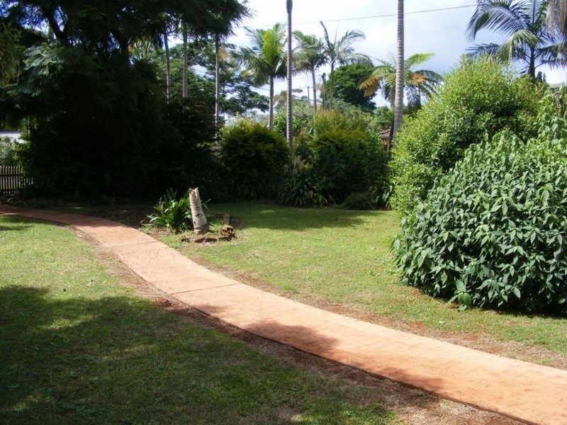 25 Post Office Road, Mapleton QLD 4560