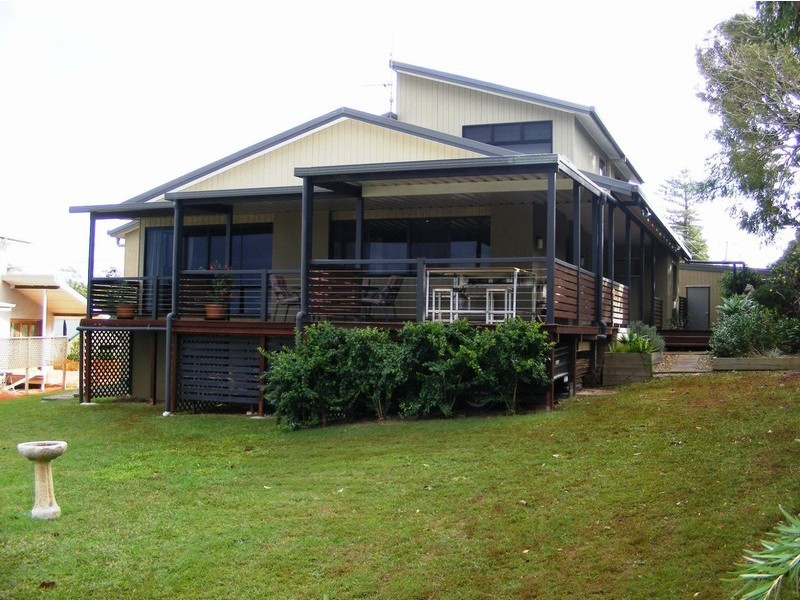 38 Post Office Road, Mapleton QLD 4560