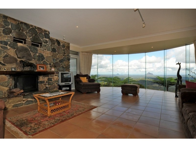511 Mountain View Road, Maleny QLD 4552