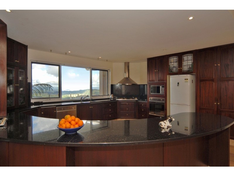 511 Mountain View Road, Maleny QLD 4552