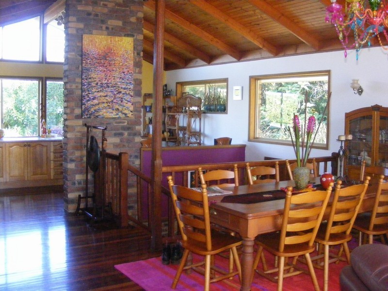 8 Maleny Vista, Maleny QLD 4552