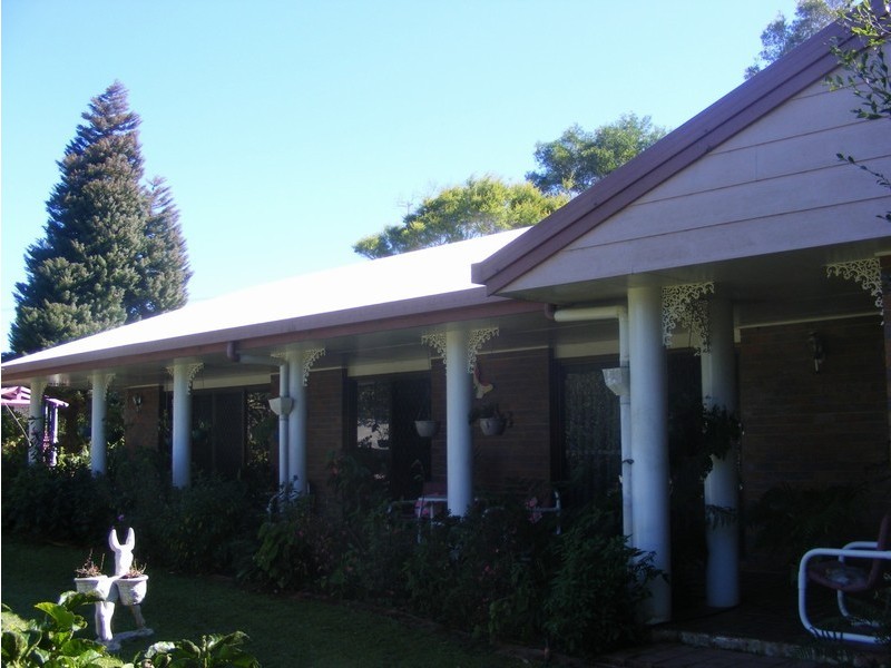 28 Mary Cairncross Avenue, Maleny QLD 4552