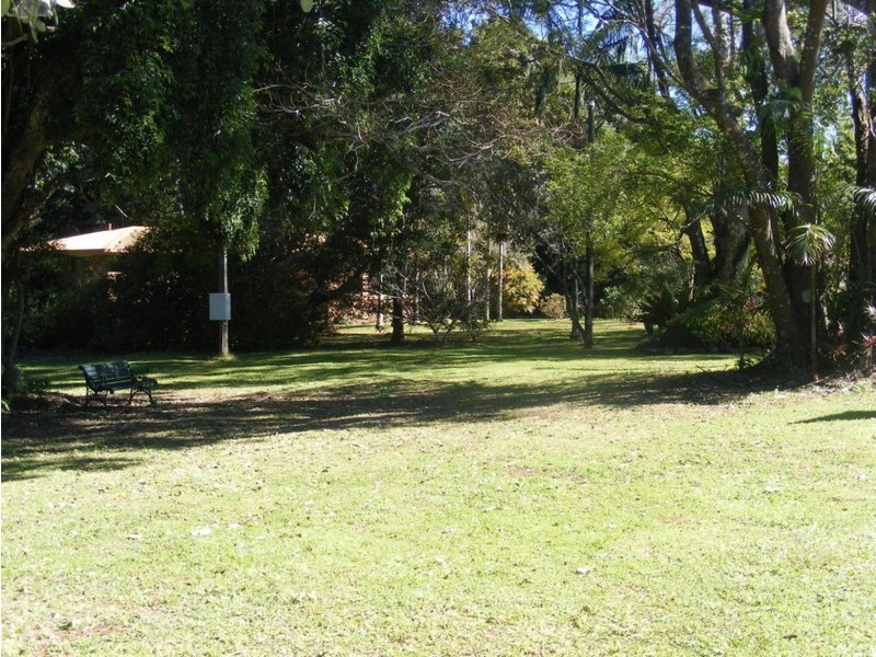 6 Mary Cairncross Avenue, Maleny QLD 4552